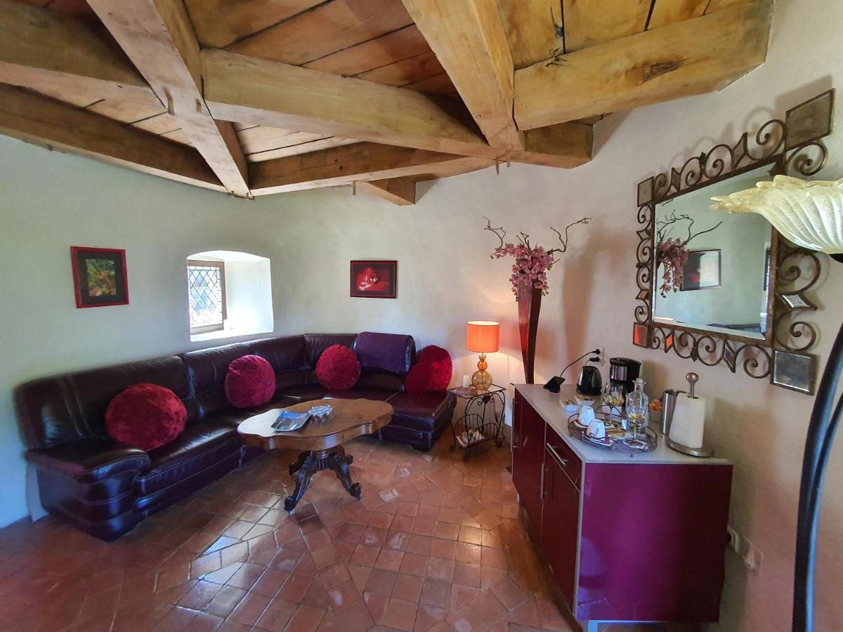 Chambre D'Hotes Au Chateau De Belcastel Belcastel  Eksteriør billede